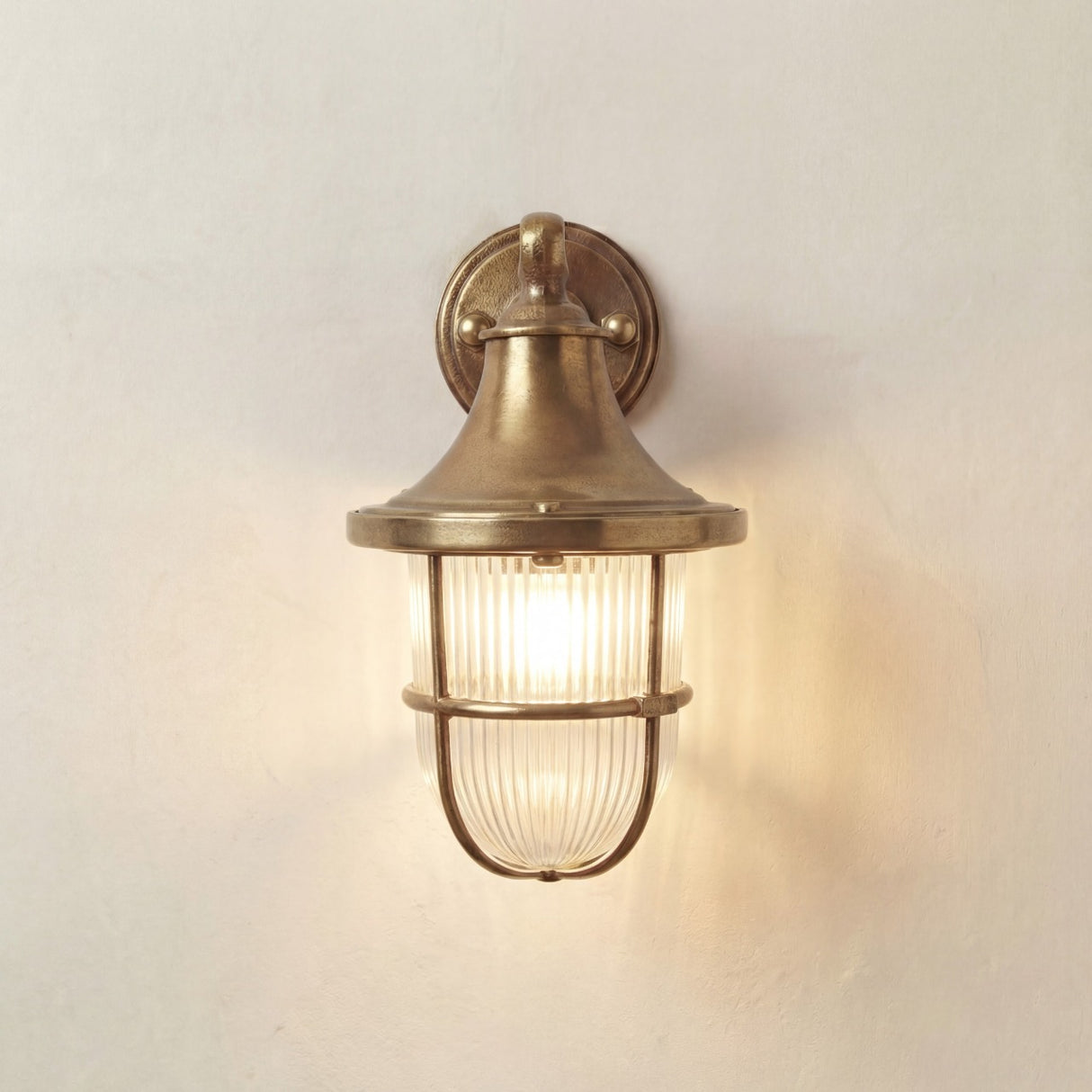Lampfix Navigator Tiller Outdoor Wall Lantern