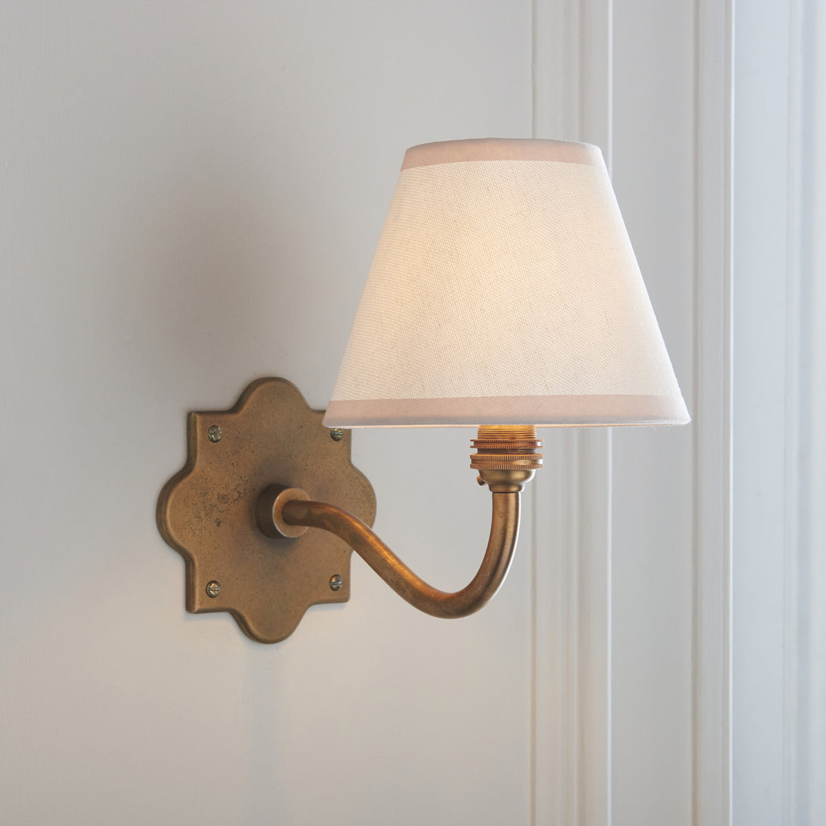 Endon Anvil Curve & Ivy 16cm Wall Antique brass & vintage white fabric