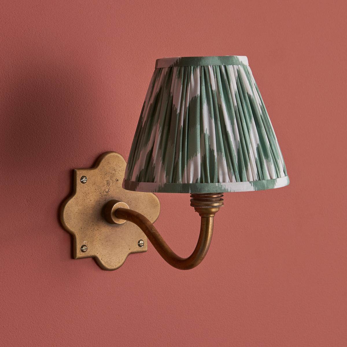 Endon Anvil Curve & Zigzag 16cm Wall Antique brass & cotswold green fabric