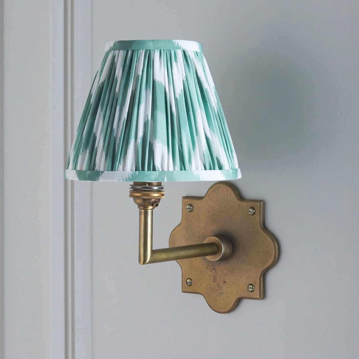 Endon Anvil Angle & Zigzag 16cm Wall Antique brass & cotswold green fabric