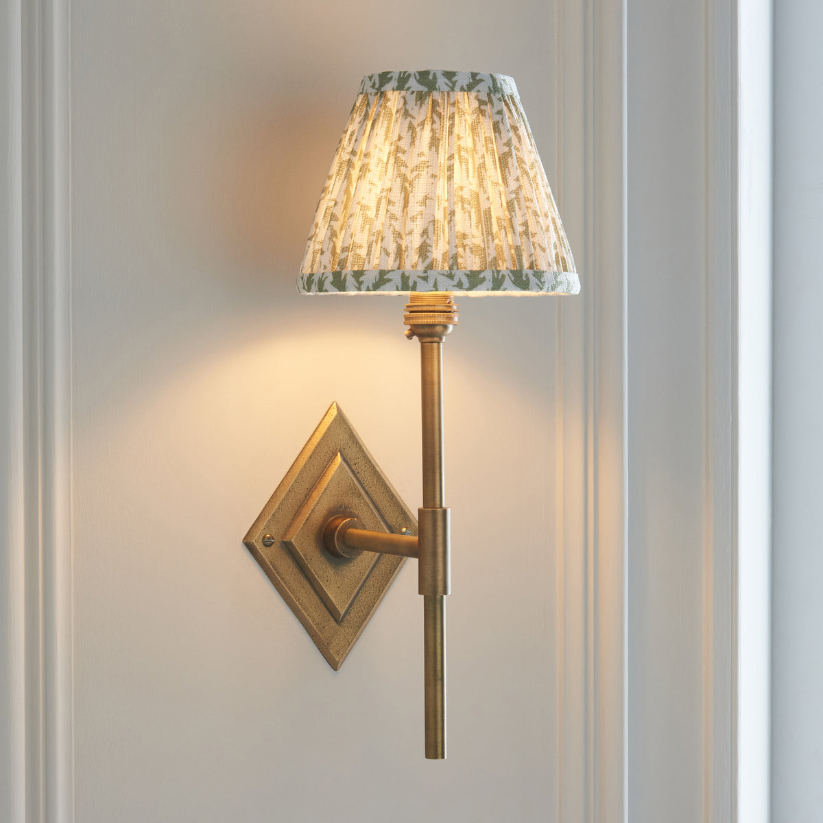 Endon Diamond Tall & Leaf 16cm Wall Antique brass & herb garden green fabric