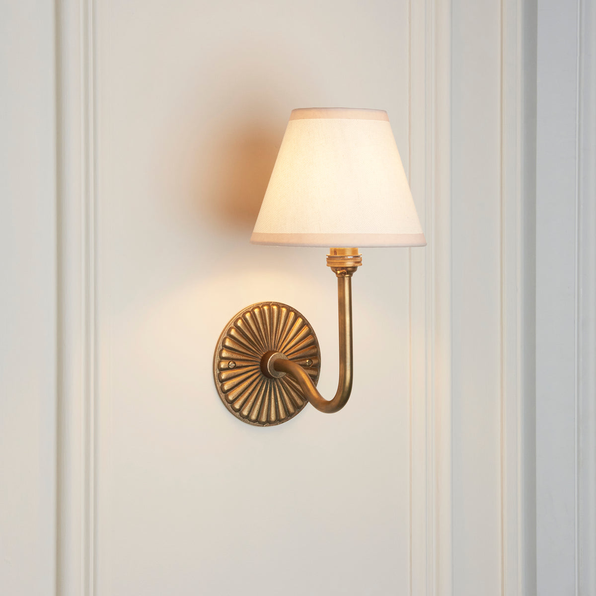 Endon Dahlia Swan & Ivy 16cm Wall Antique brass & vintage white fabric