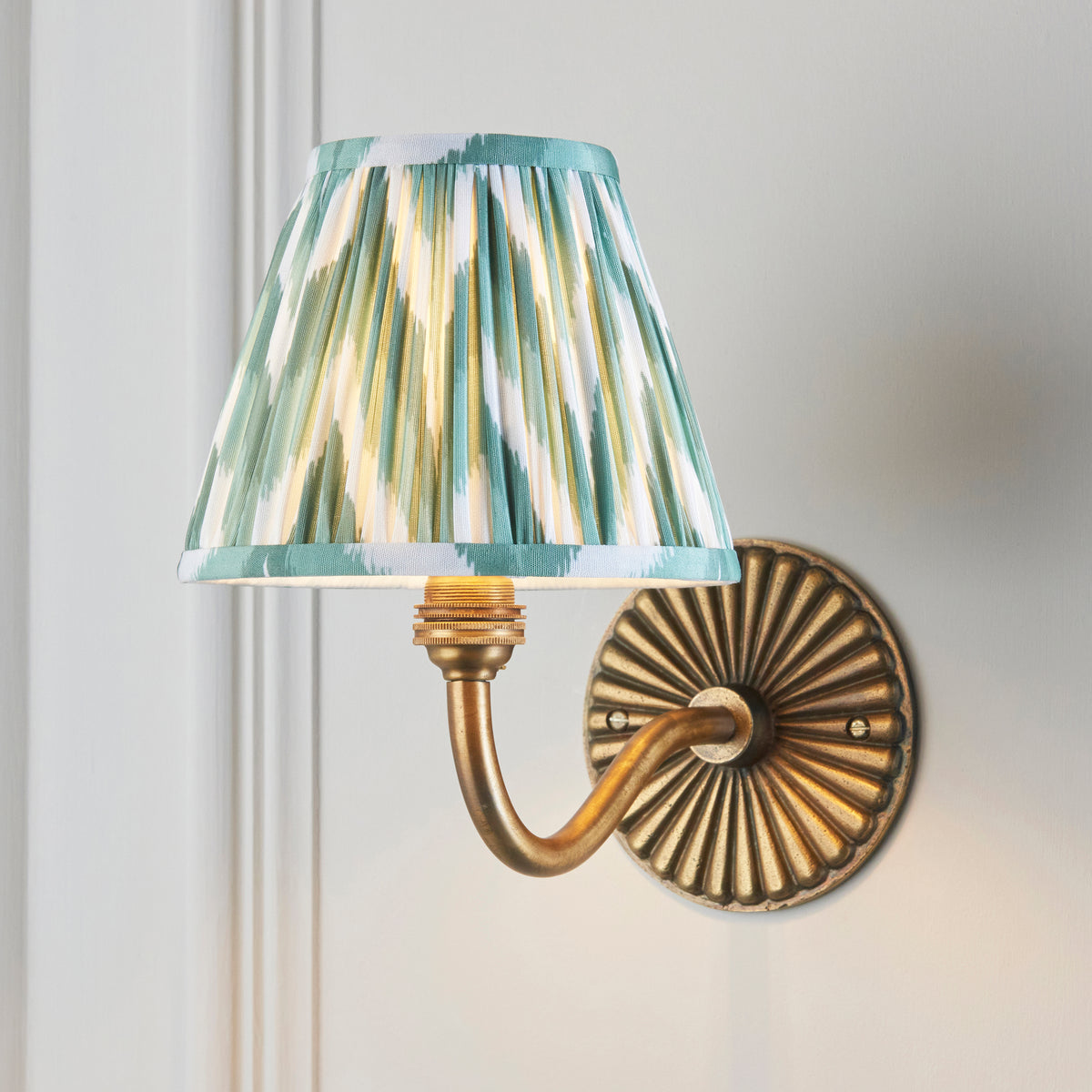 Endon Dahlia Curve & Zigzag 16cm Wall Antique brass & cotswold green fabric