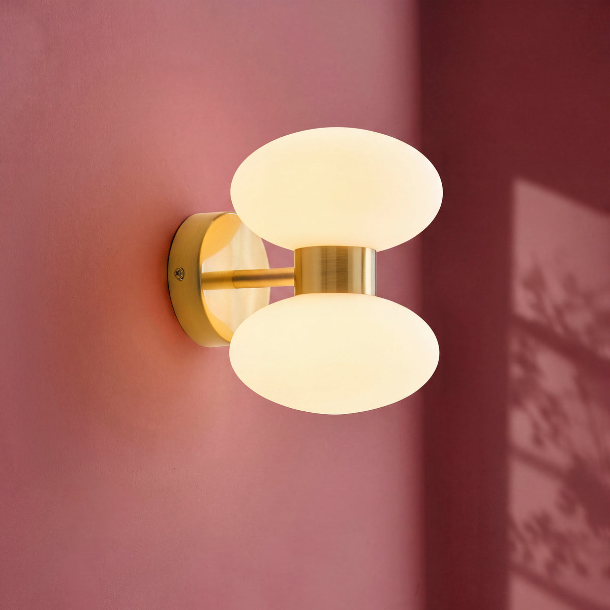 Endon Rossano 2lt Wall Warm brass plate & opal glass