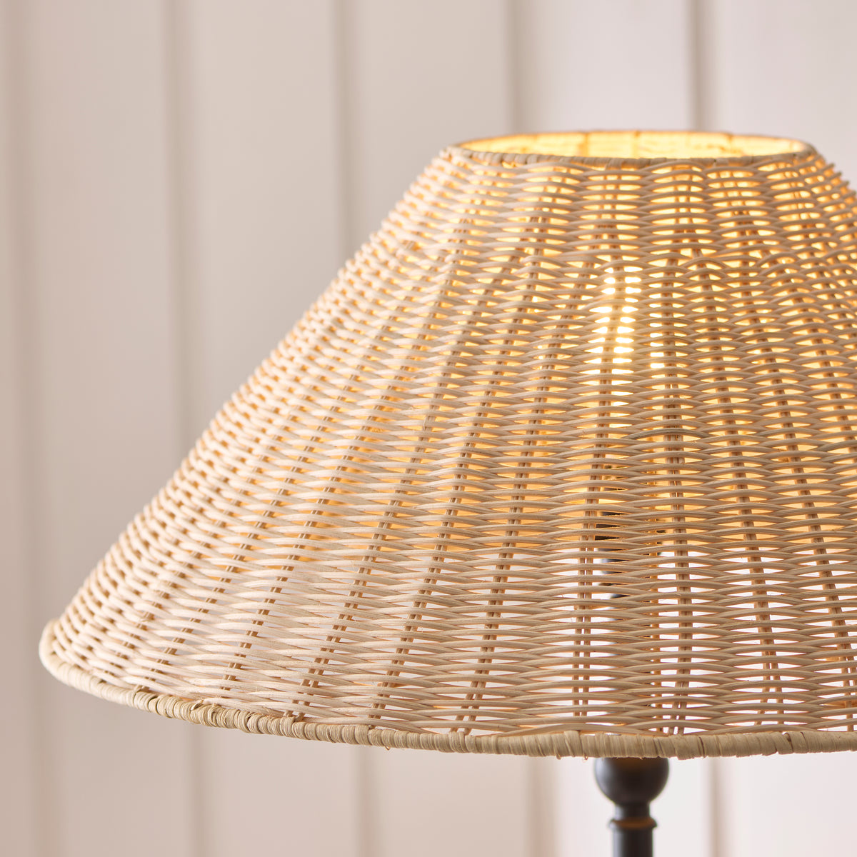Endon Jericho Floor Matt black & natural rattan