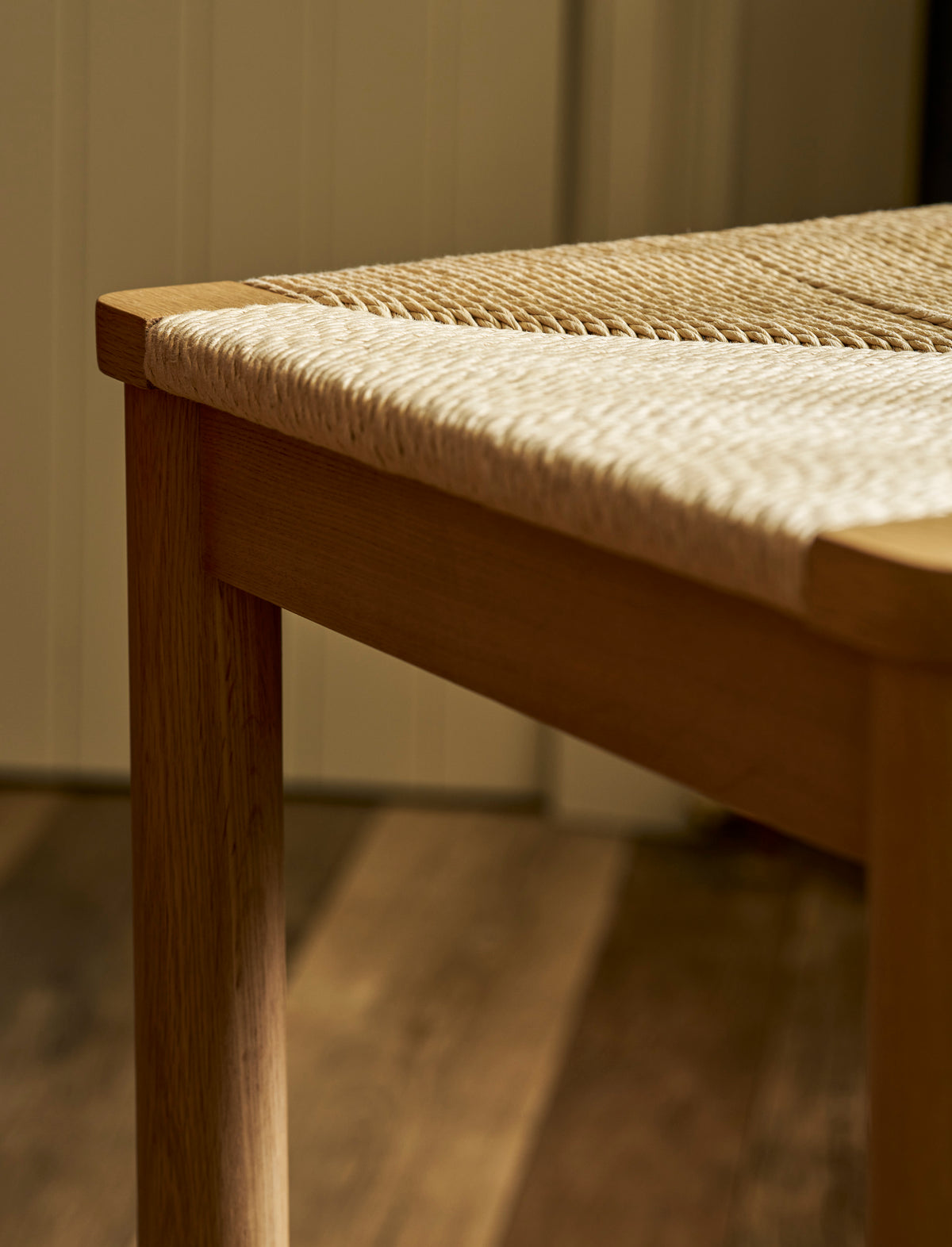 Garden Trading Longworth Spindle Back Bar Stool Oak Wood, Natural
