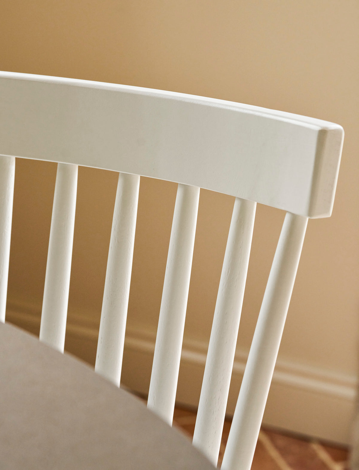 Garden Trading Spindle Back Chair Beech Wood, Lily White, Set of 2