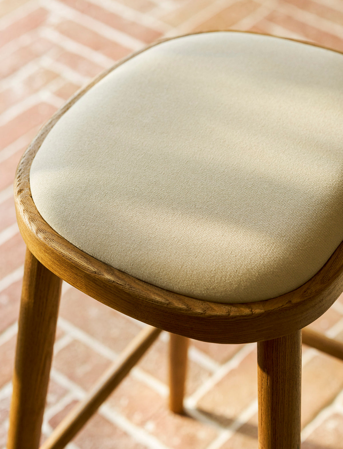 Garden Trading Farmhill Bar Stool - Ash Wood, Natural