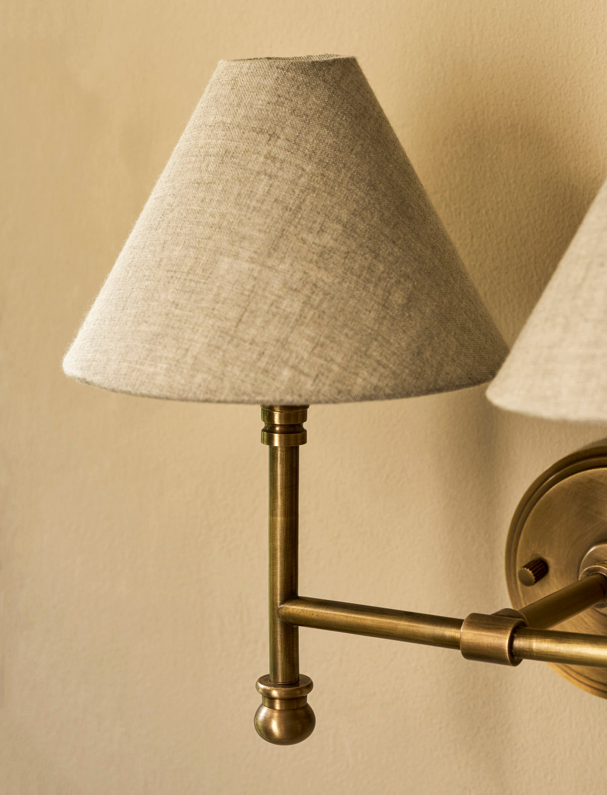 Garden Trading Kelmscot Double Wall Light with Linen Shades Antique Brass
