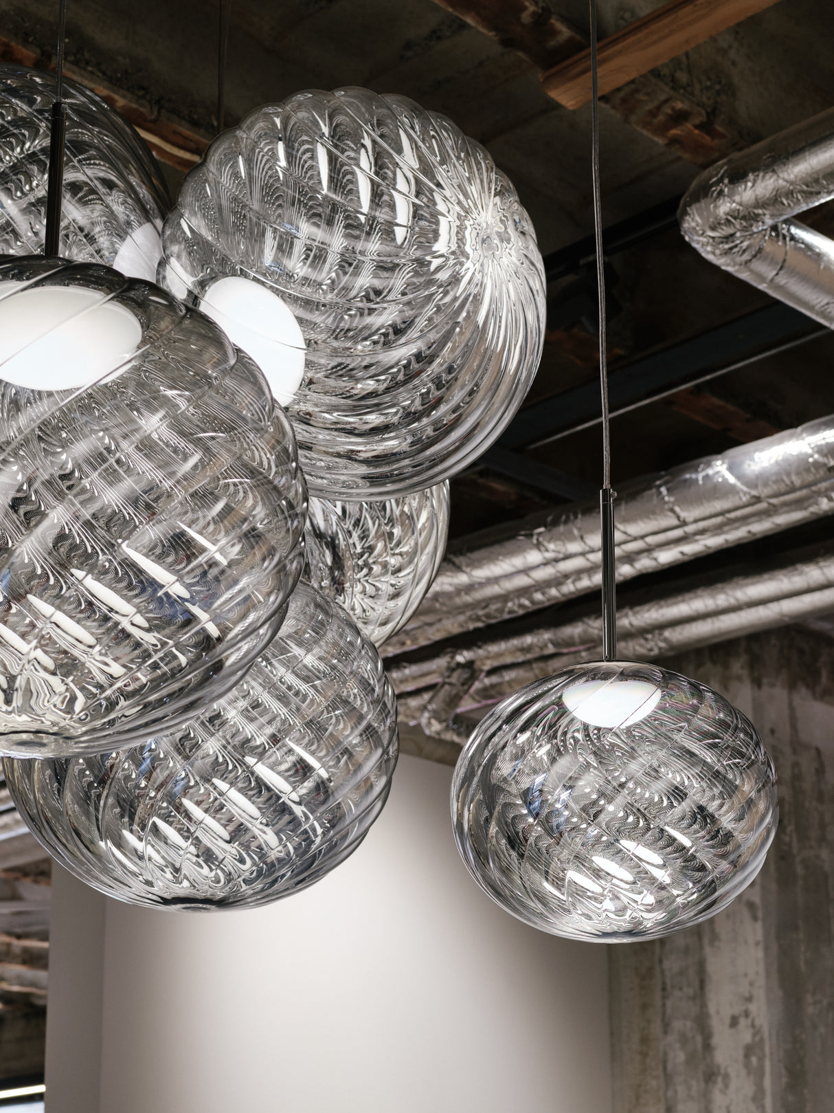 Tom Dixon Whirl Chandelier Small Silver LED