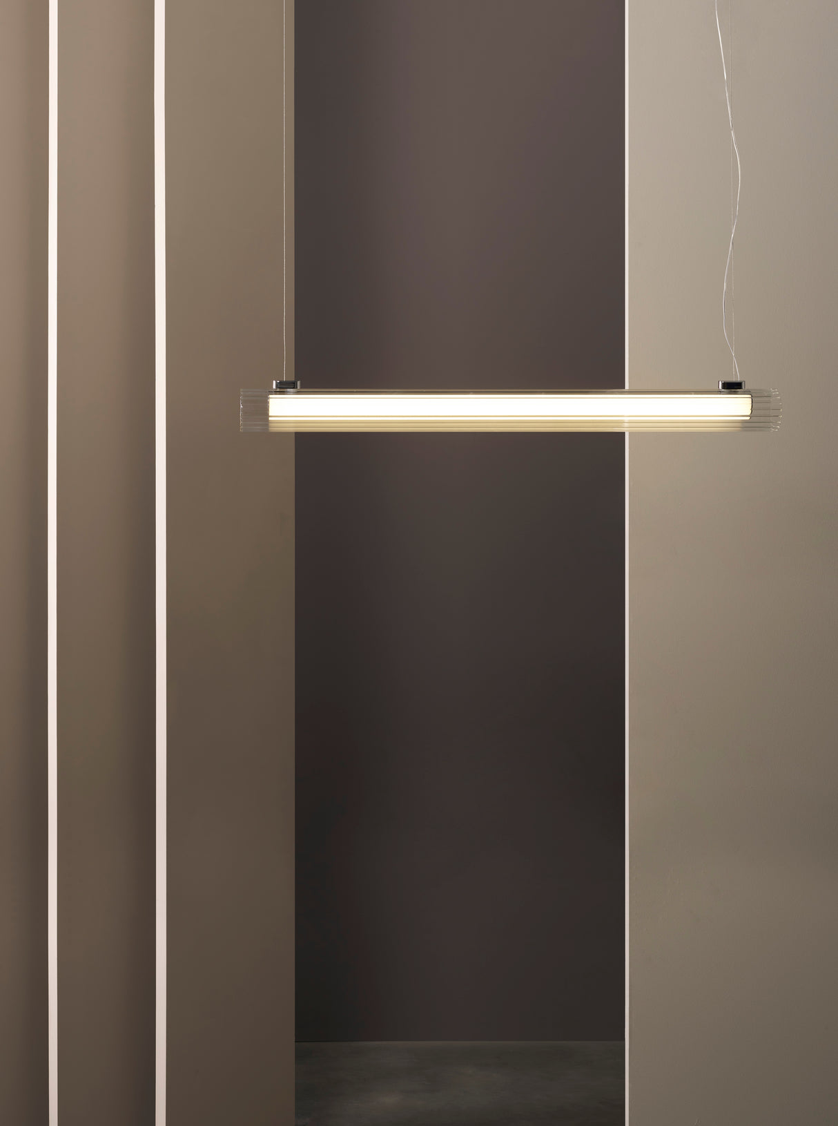 Astro io Pendant 1000 Polished Chrome Interior Pendant Light