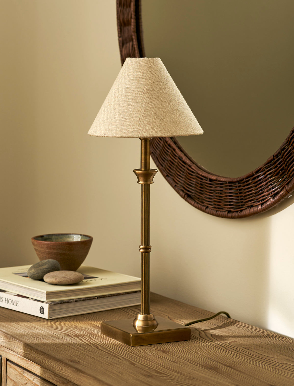 Garden Trading Kelmscot Table Lamp with Linen Shade Antique Brass