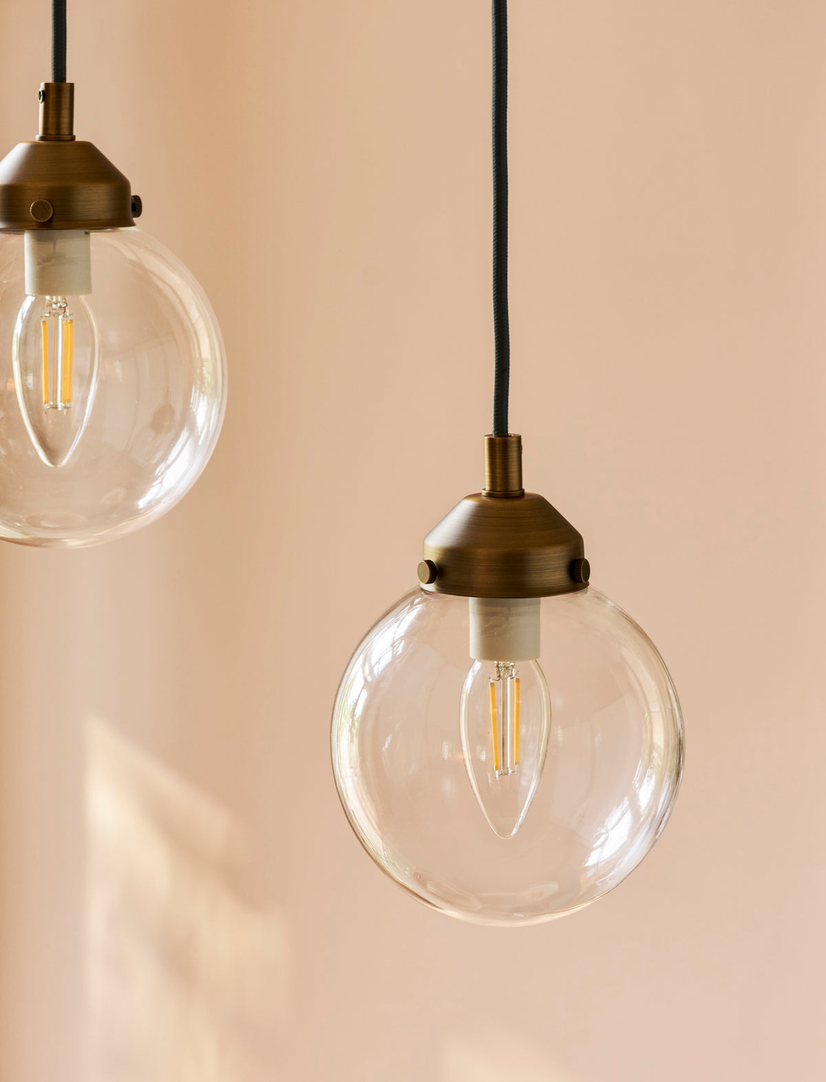 Garden Trading Everleigh Cluster Ceiling Light Antique Brass Finish