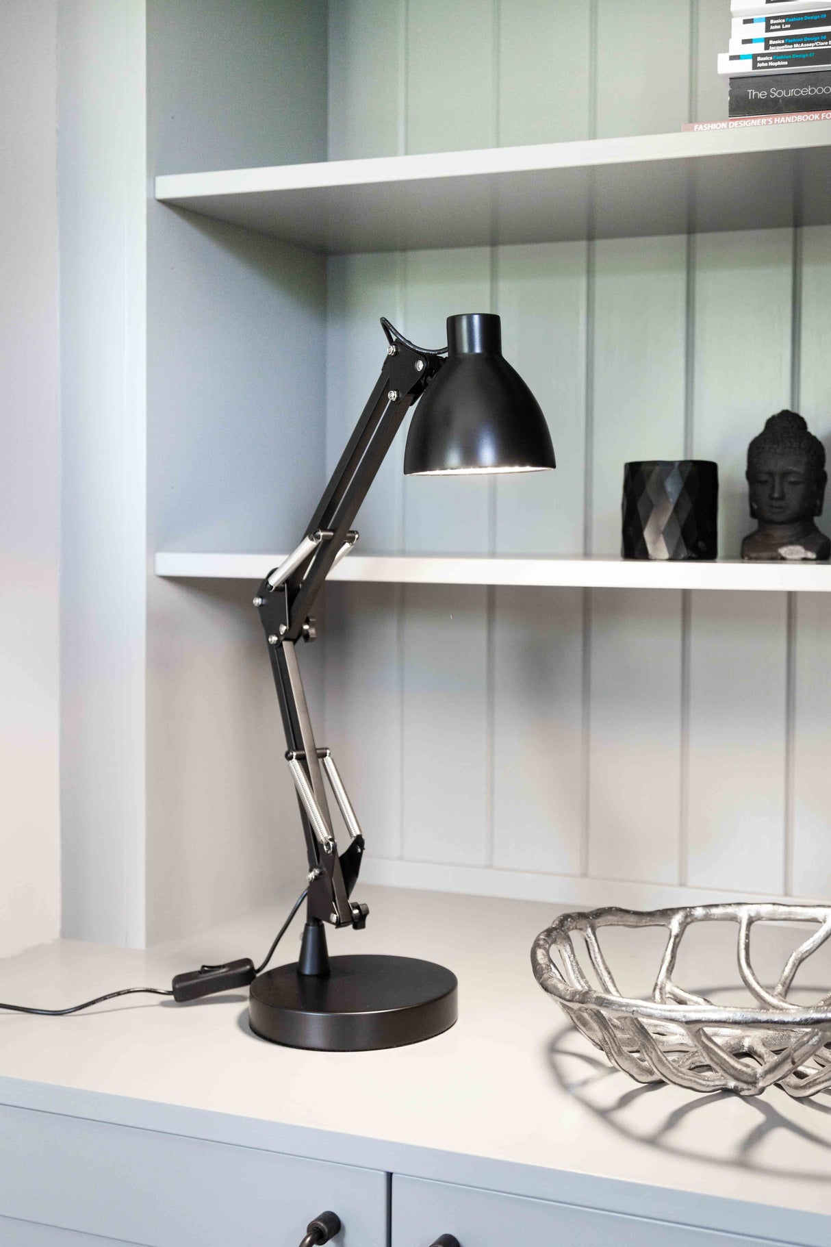 Halo Design Bronx Table lamp LED Black