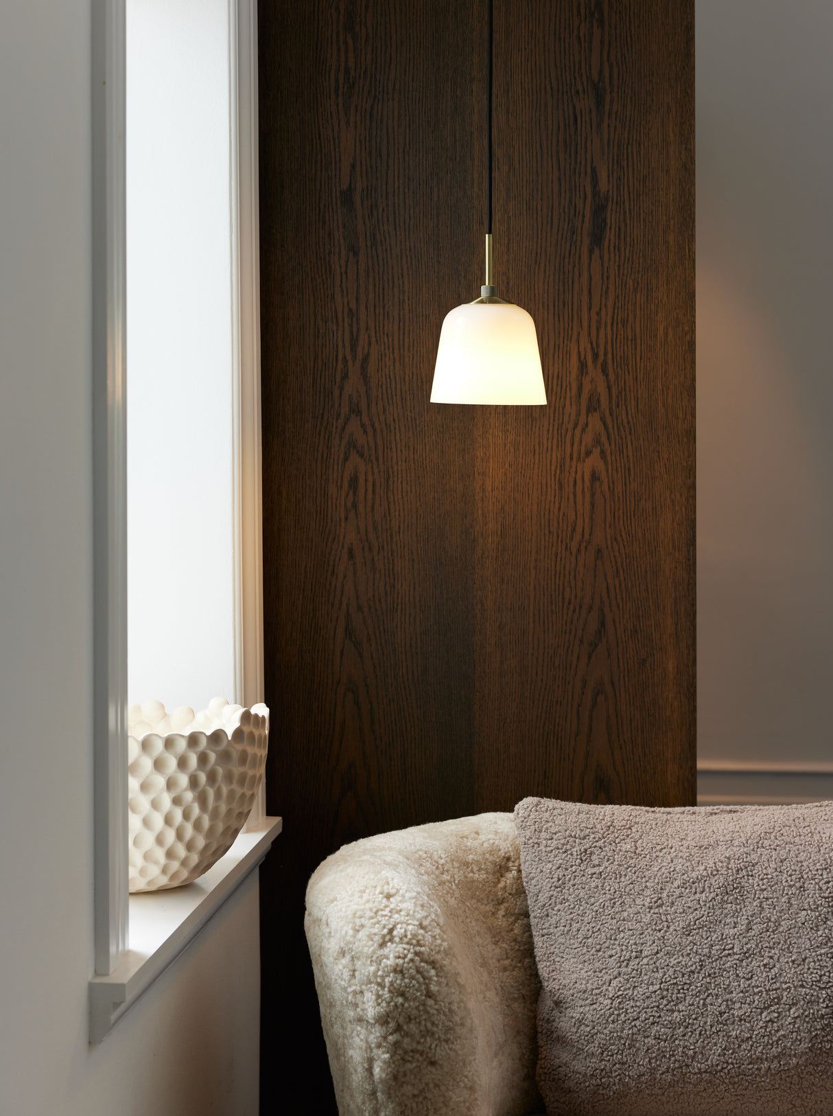 Halo Design Room 49 Pendent Ø15 Opal / Antique Brass