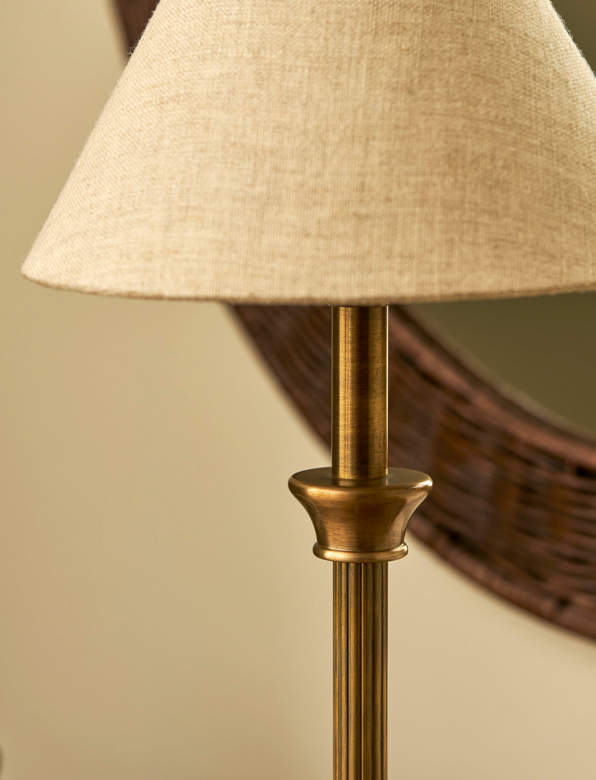 Garden Trading Kelmscot Table Lamp with Linen Shade Antique Brass