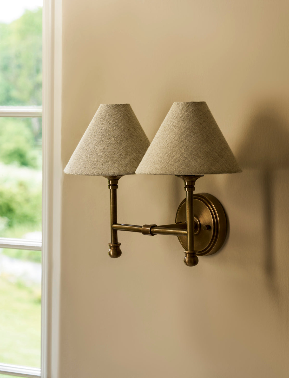 Garden Trading Kelmscot Double Wall Light with Linen Shades Antique Brass