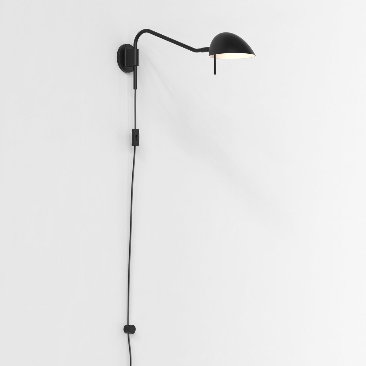 Astro Serge Plug-In Matt Black Interior Reading Light
