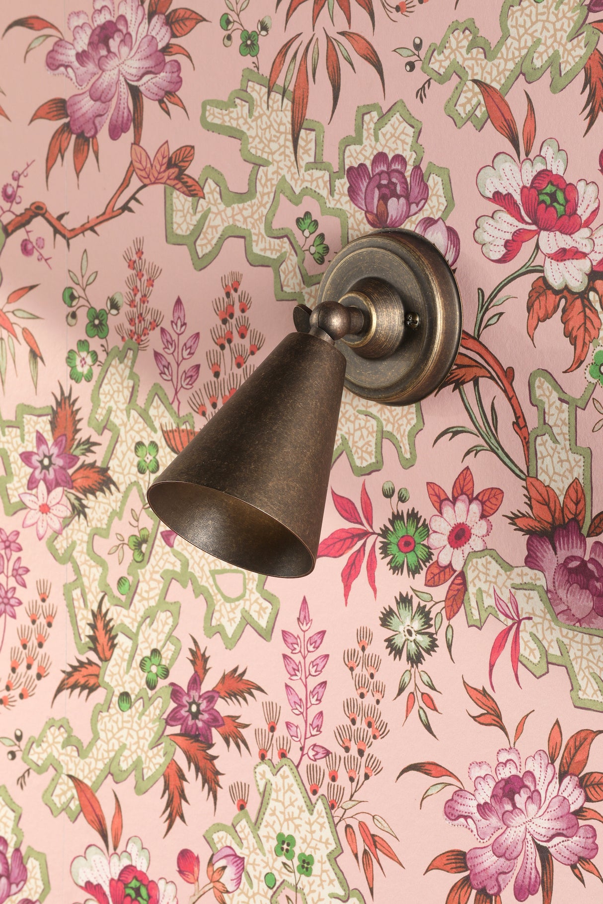 David Hunt Charing Wall Light Aged Brass