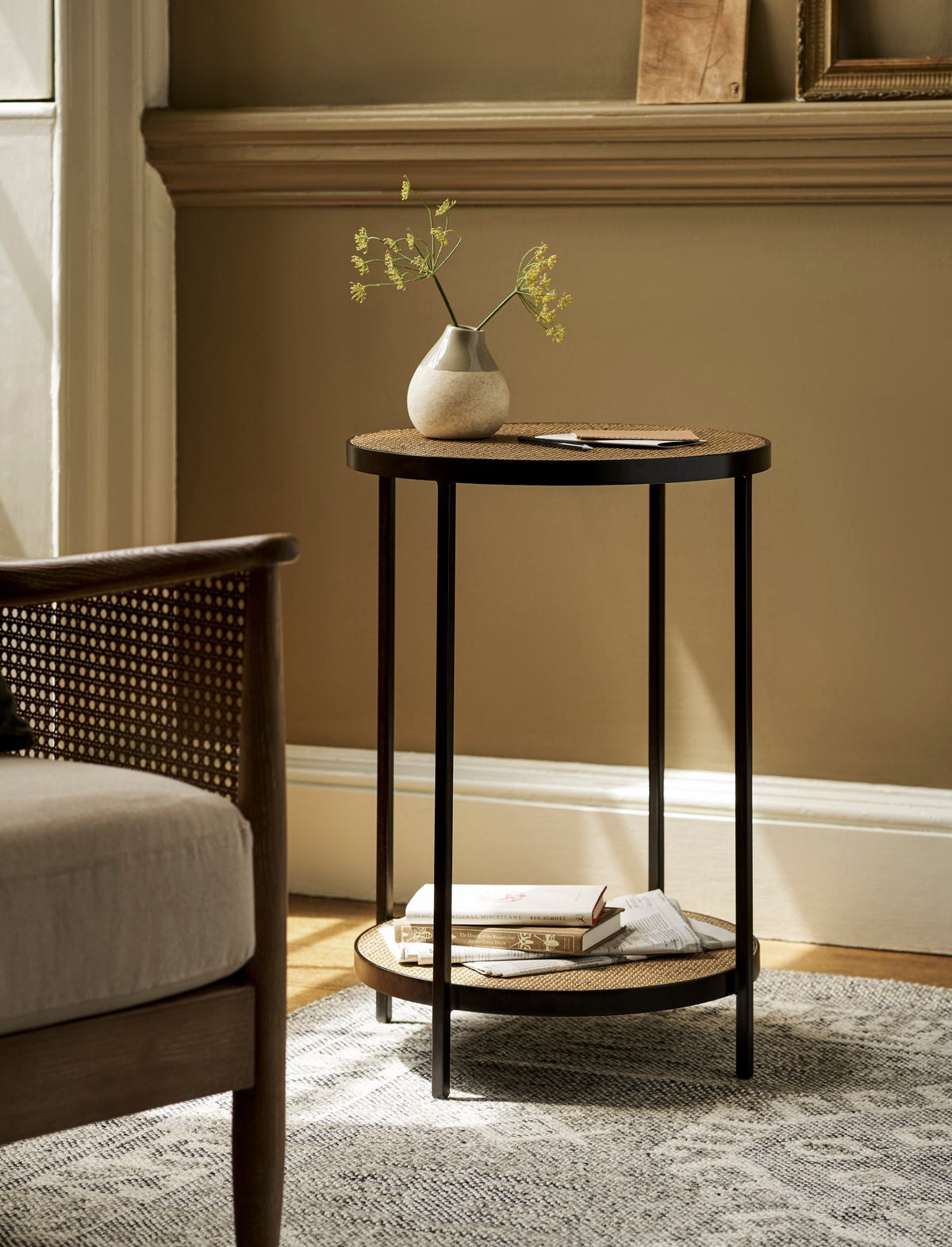 Garden Trading Chesterton Round Side Table Iron Black
