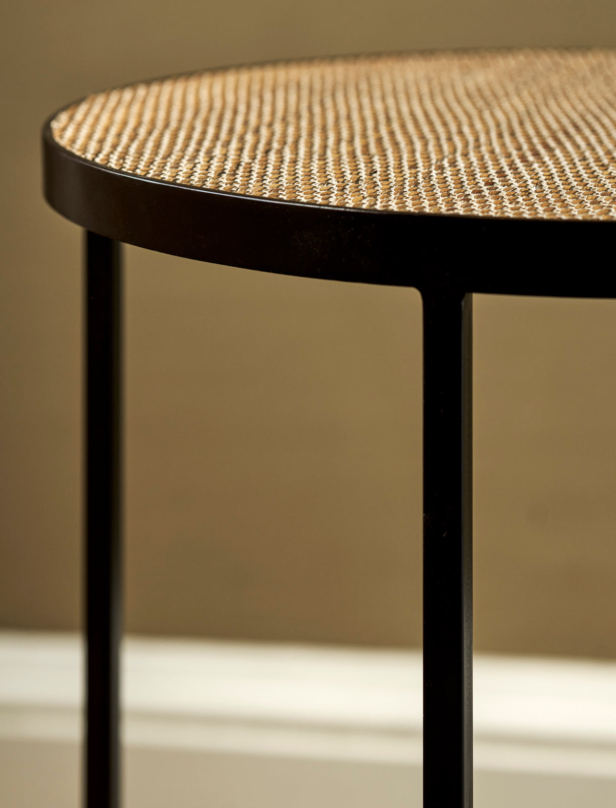 Garden Trading Chesterton Round Side Table Iron Black