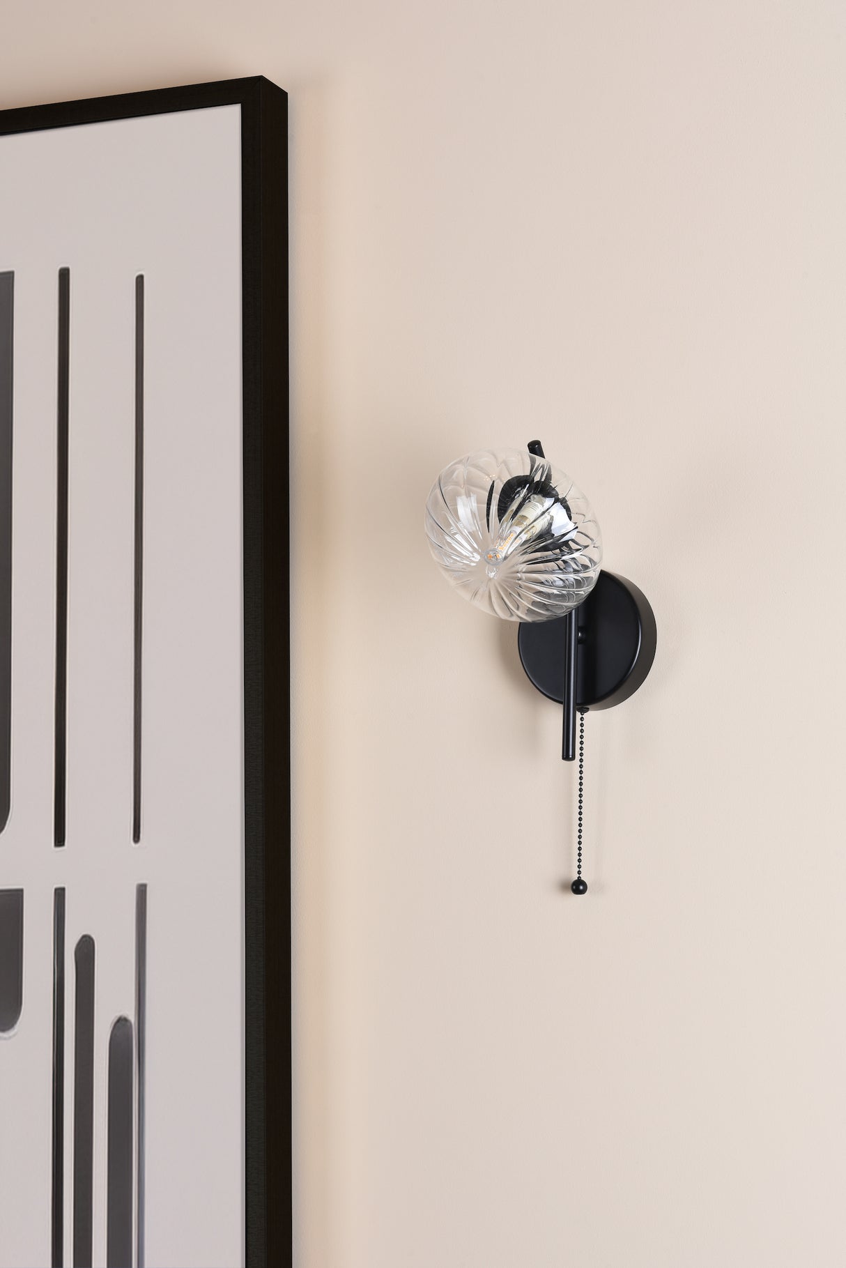 Dar Ede Wall Light Matt Black and Glass