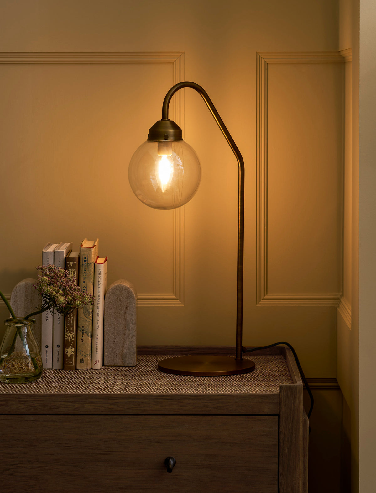 Garden Trading Everleigh Table Lamp Round Glass Antique Brass