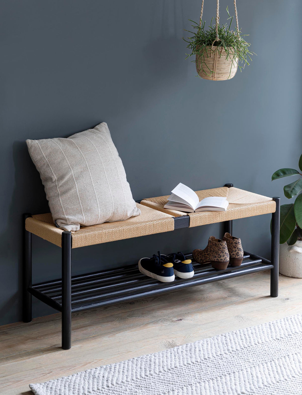 Garden Trading Longworth Hallway Bench Oak Wood, Black