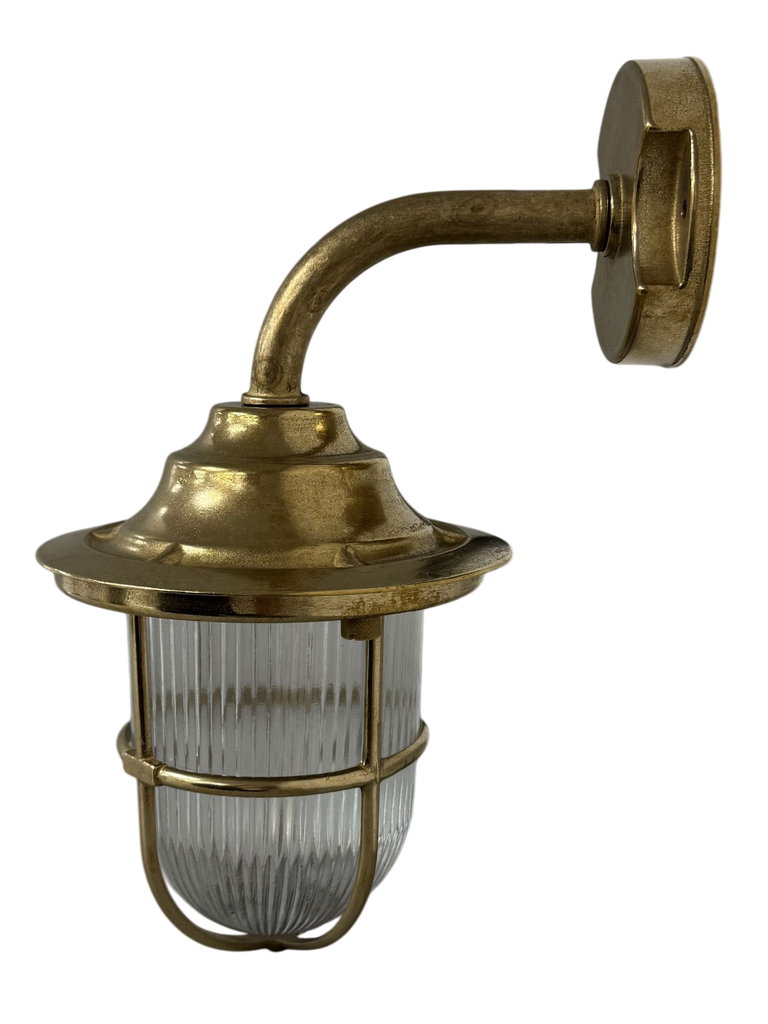 Lampfix Navigator Quinn Guard Wall Lantern