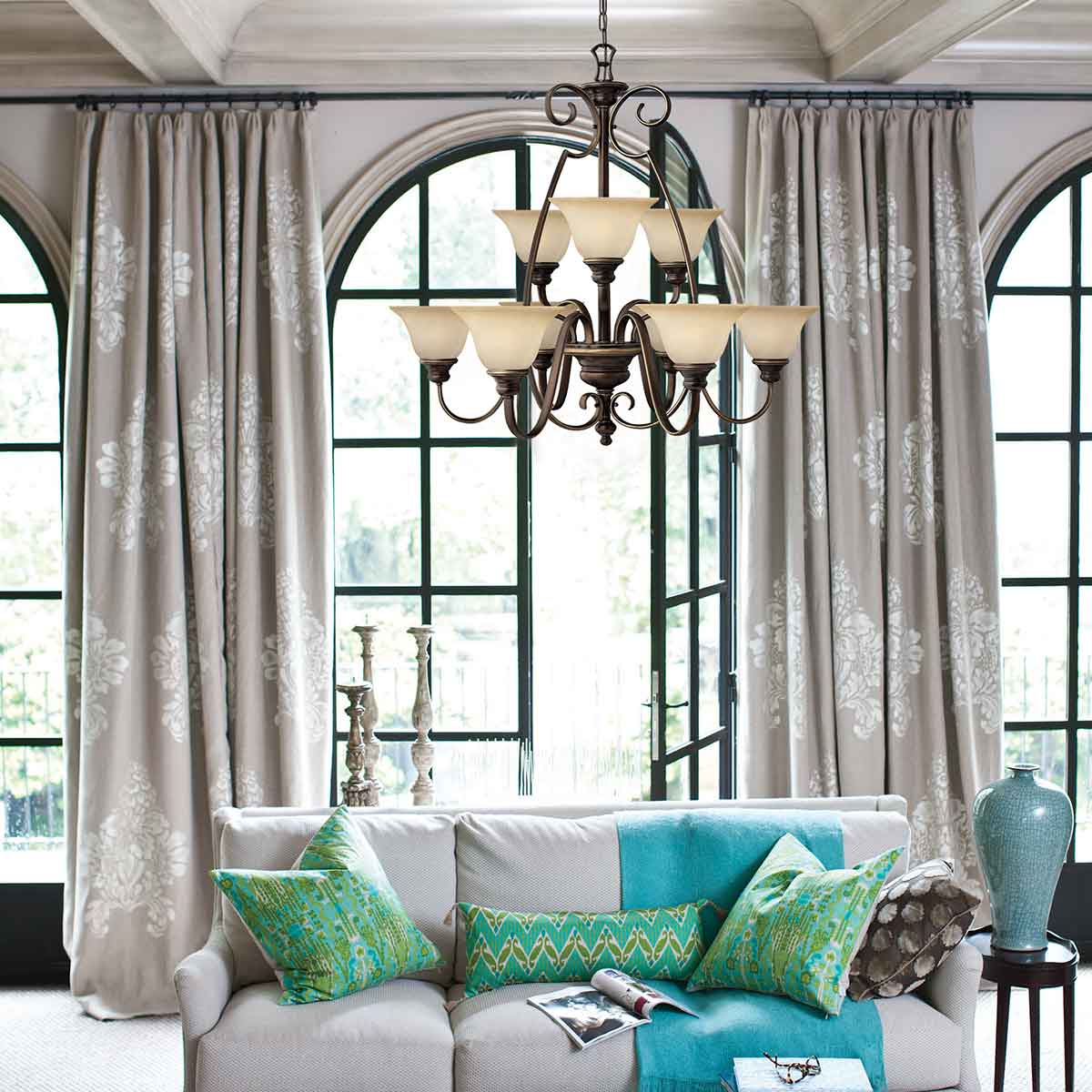 Hinkley Cello 9 Light Chandelier