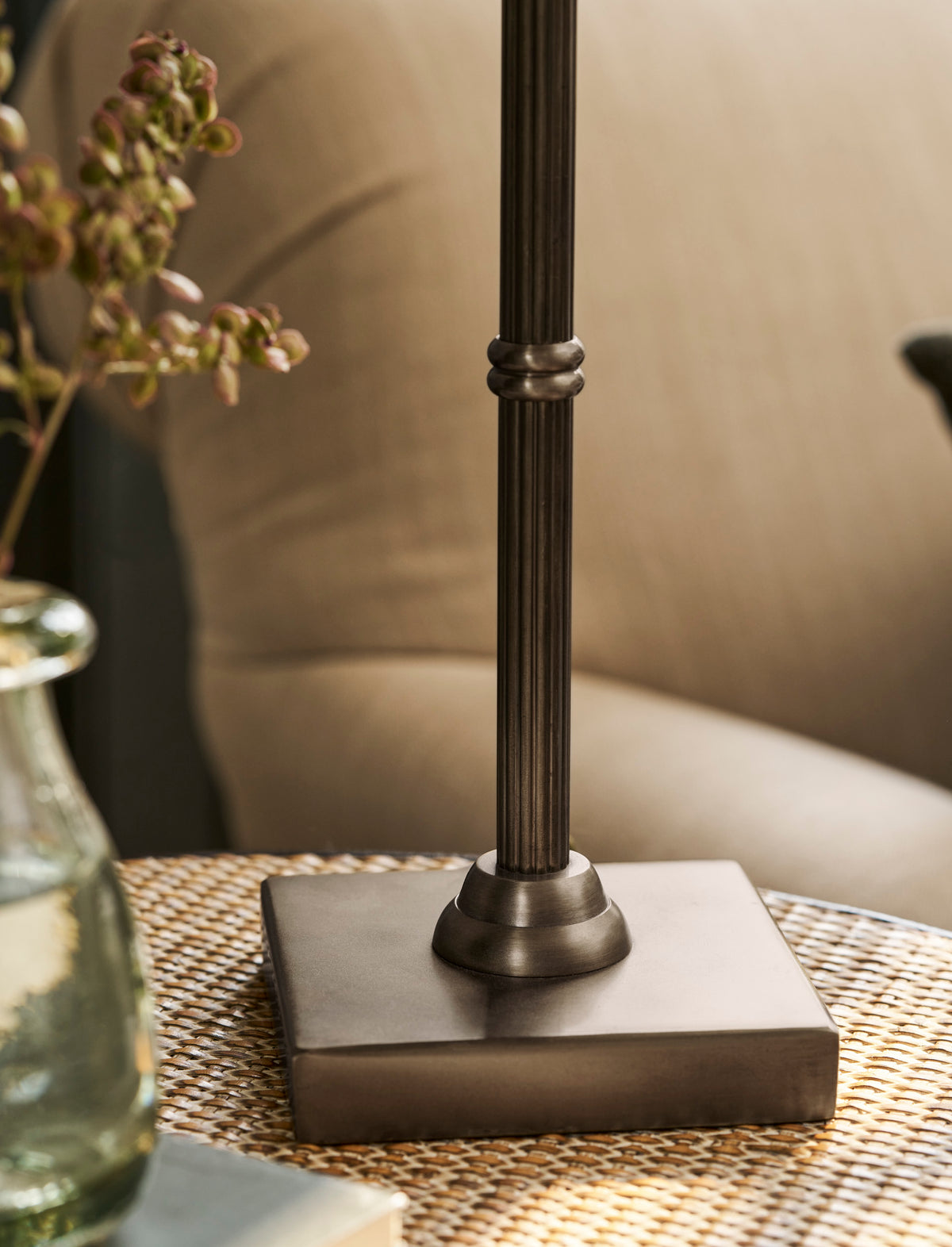 Garden Trading Kelmscot Table Lamp with Linen Shade Antique Bronze