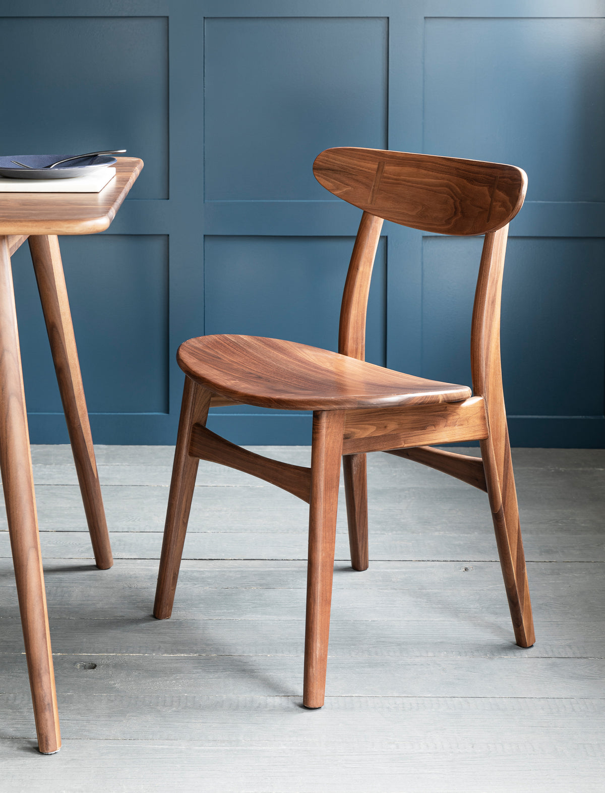 Garden Trading Kersoe Dining Chair - Walnut, Natural