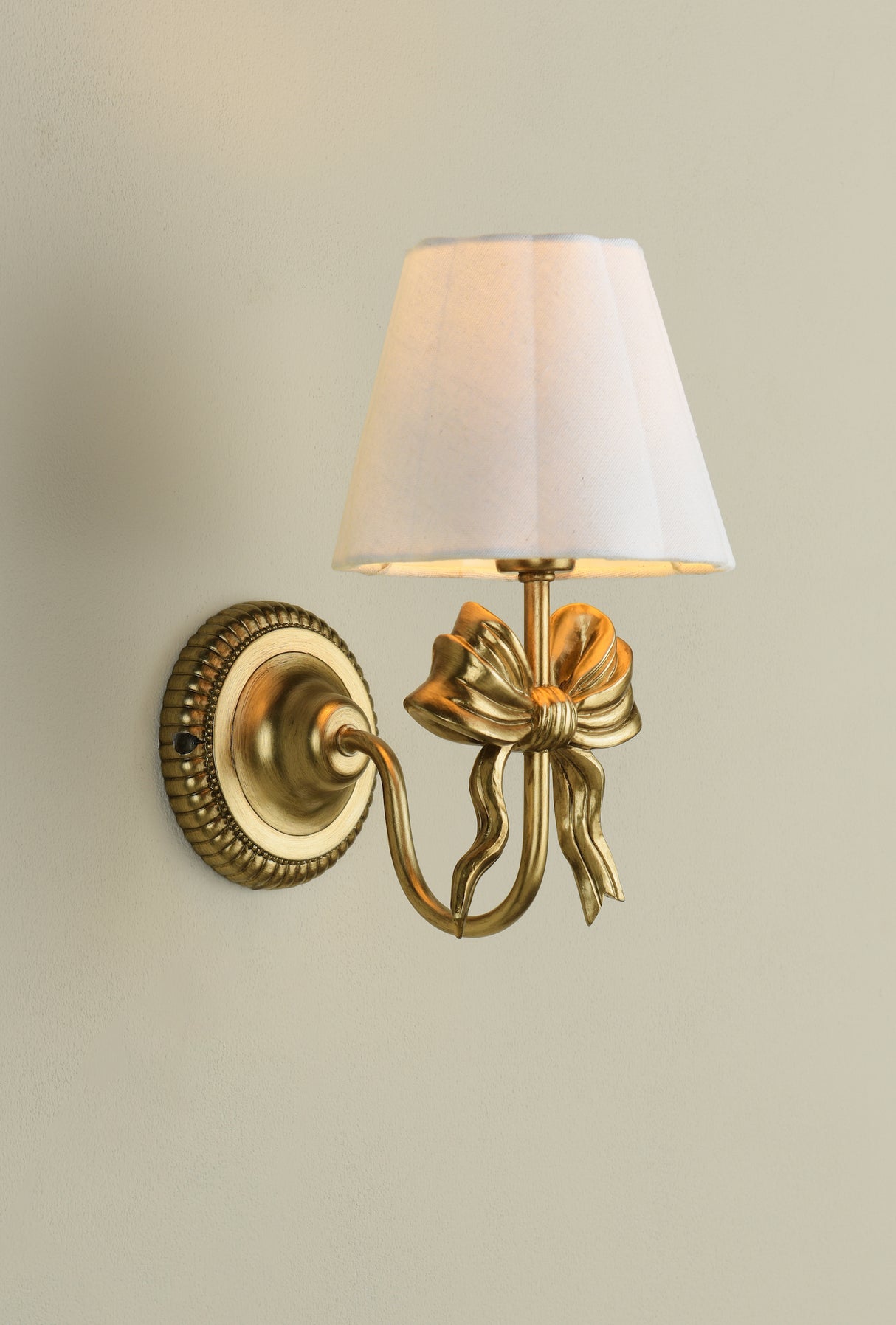 Laura Ashley Larkfield Wall Light Antique Gold With Shade