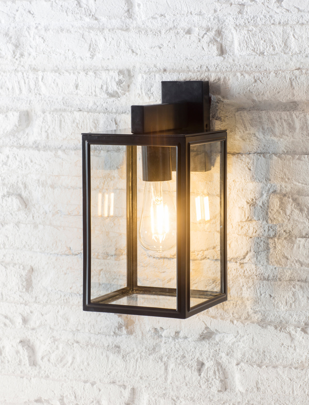 Garden Trading Belgrave Carriage Light Carbon Black