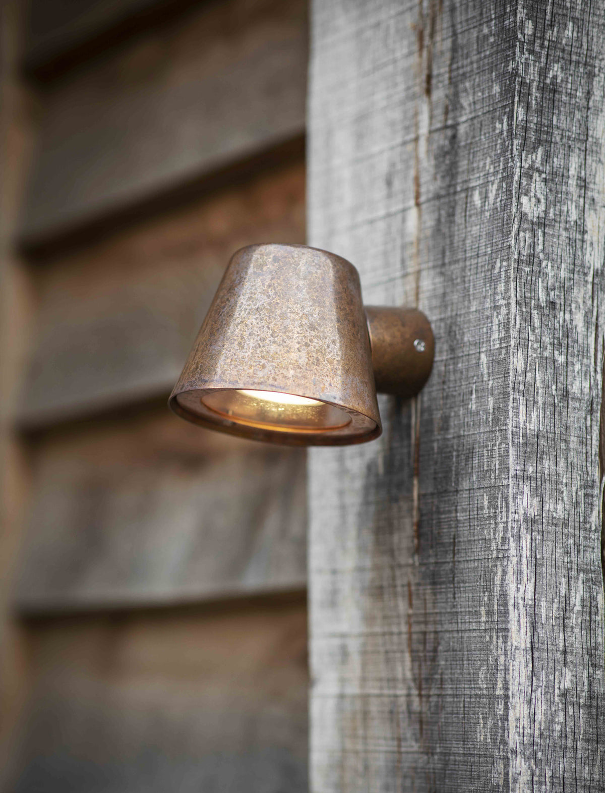 Garden Trading Regent Mast Light Raw Copper