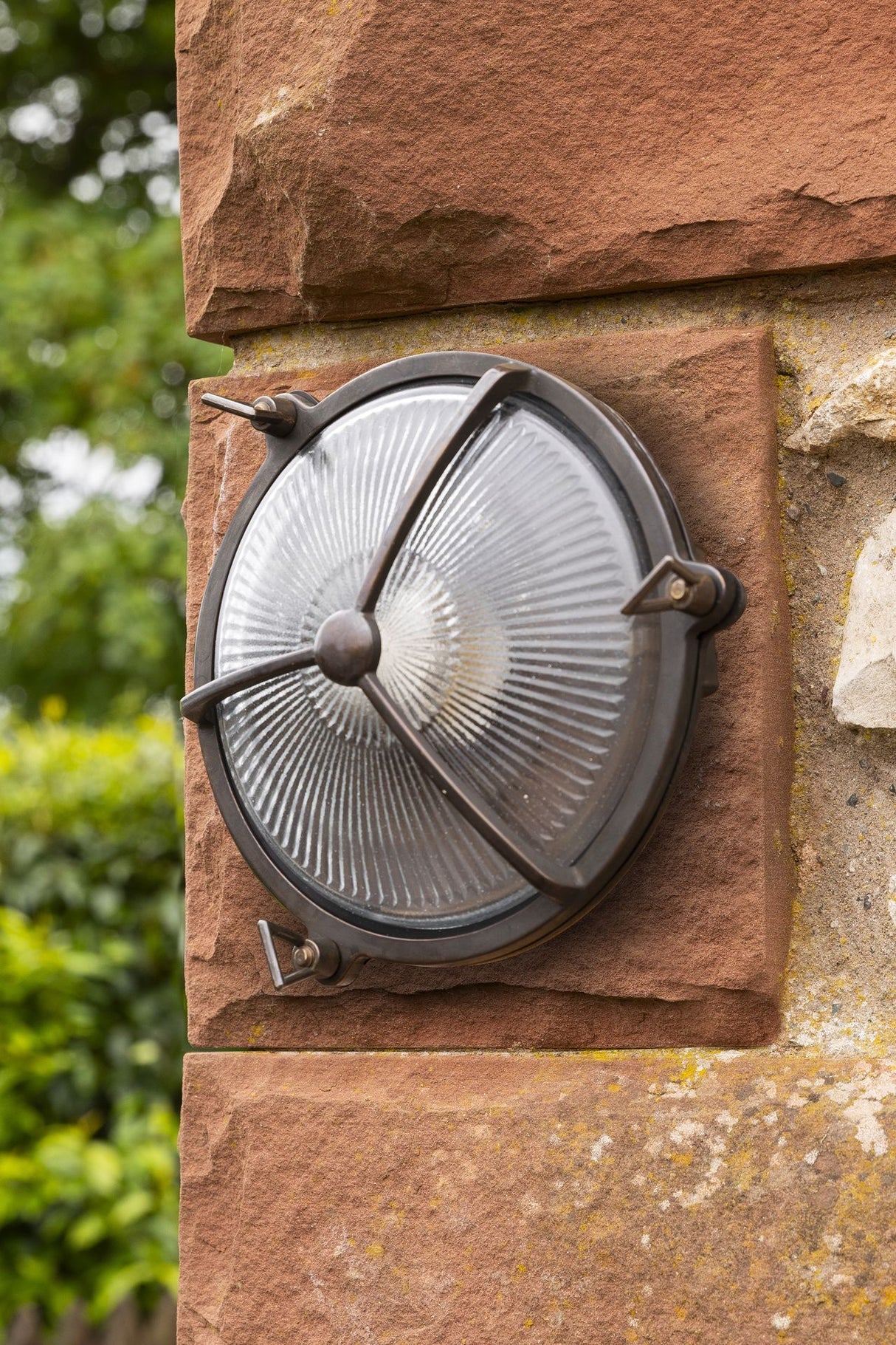 Lampfix Navigator Trident Porthole Bulkhead