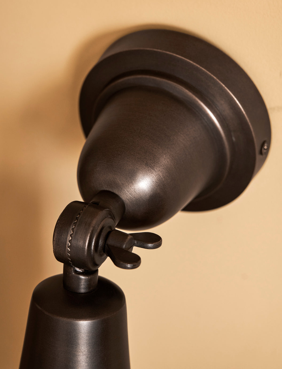 Garden Trading Longborough Wall Light Antique Bronze Finish