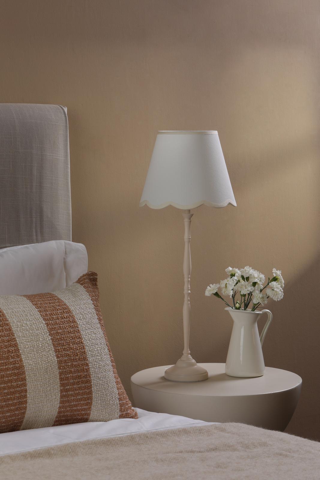 Dar Lupo Table Lamp Matt Cream With Linen Scalloped Shade