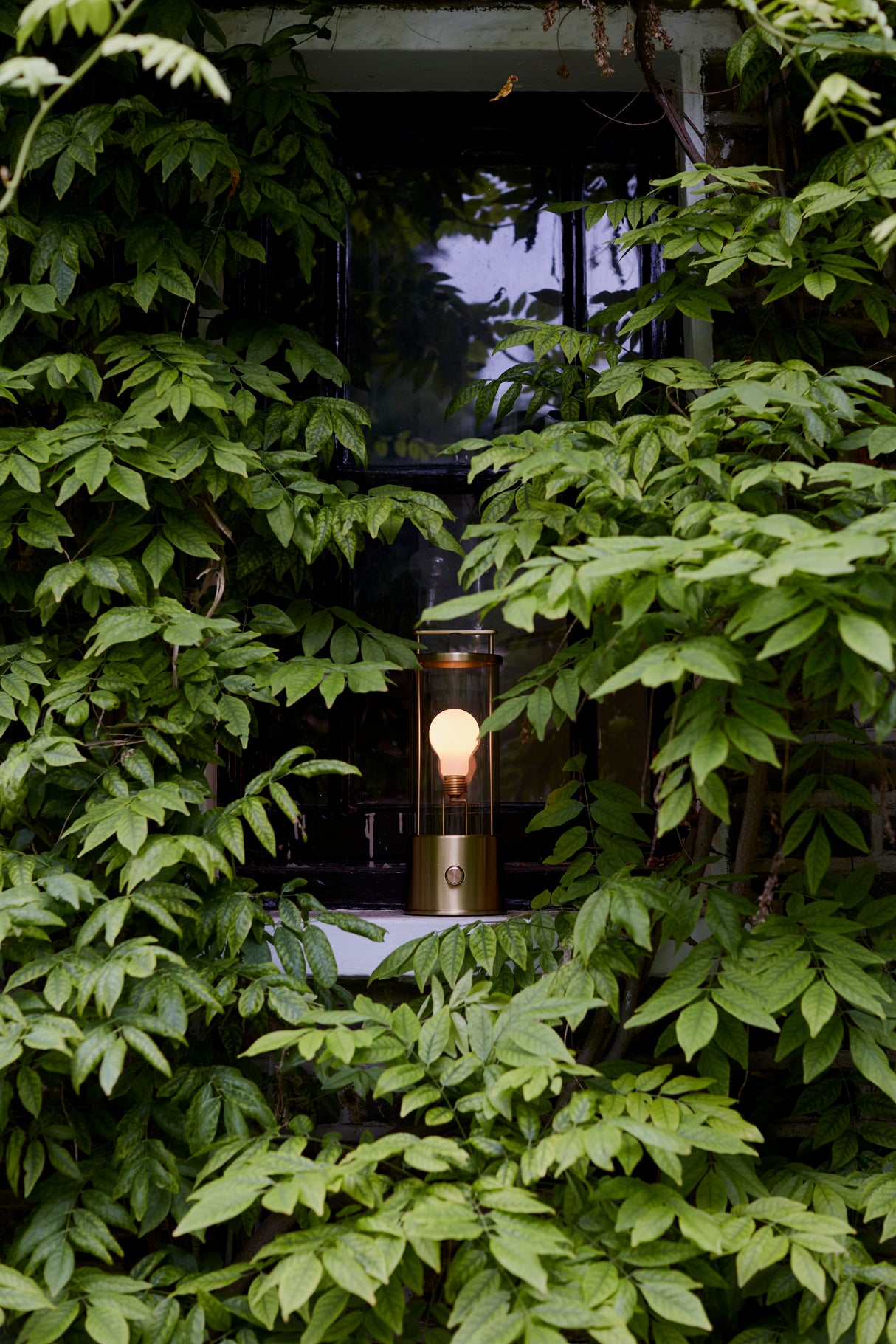 Tala Muse Portable Lamp Solid Brass