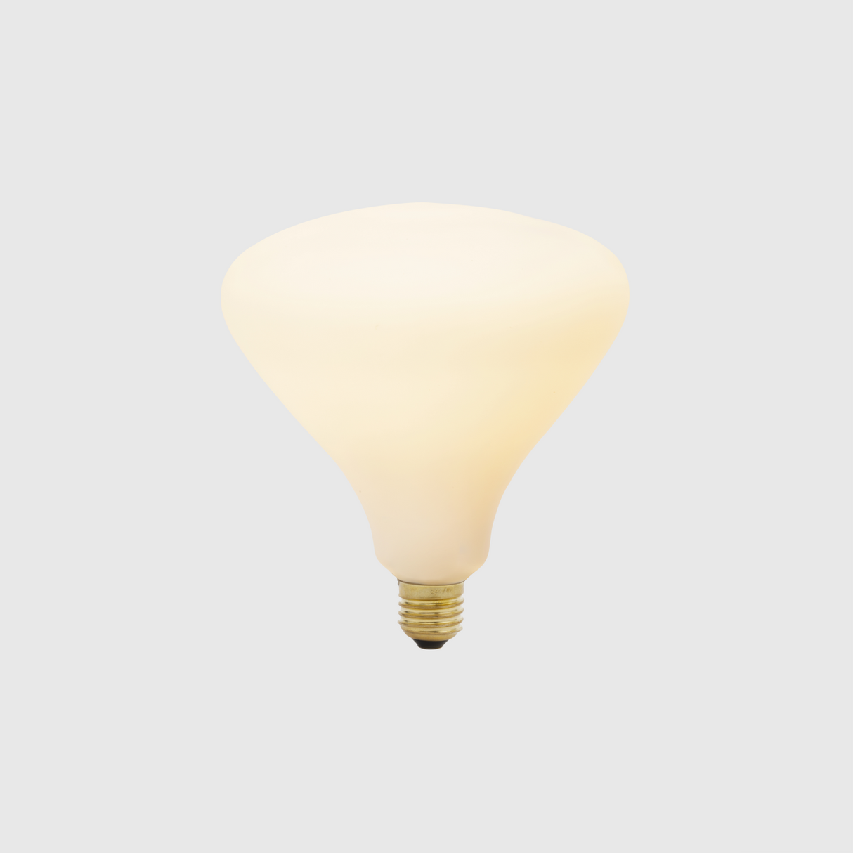 NOMA 6W LED light bulb with E27 base and 2700K warm white glow