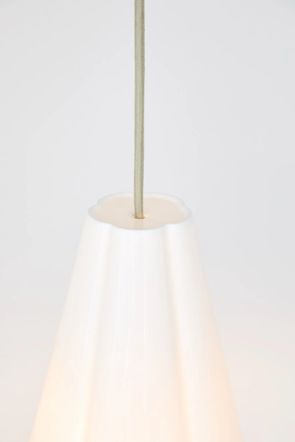 Original BTC Blossom Pendant Size 1 Grey Cable