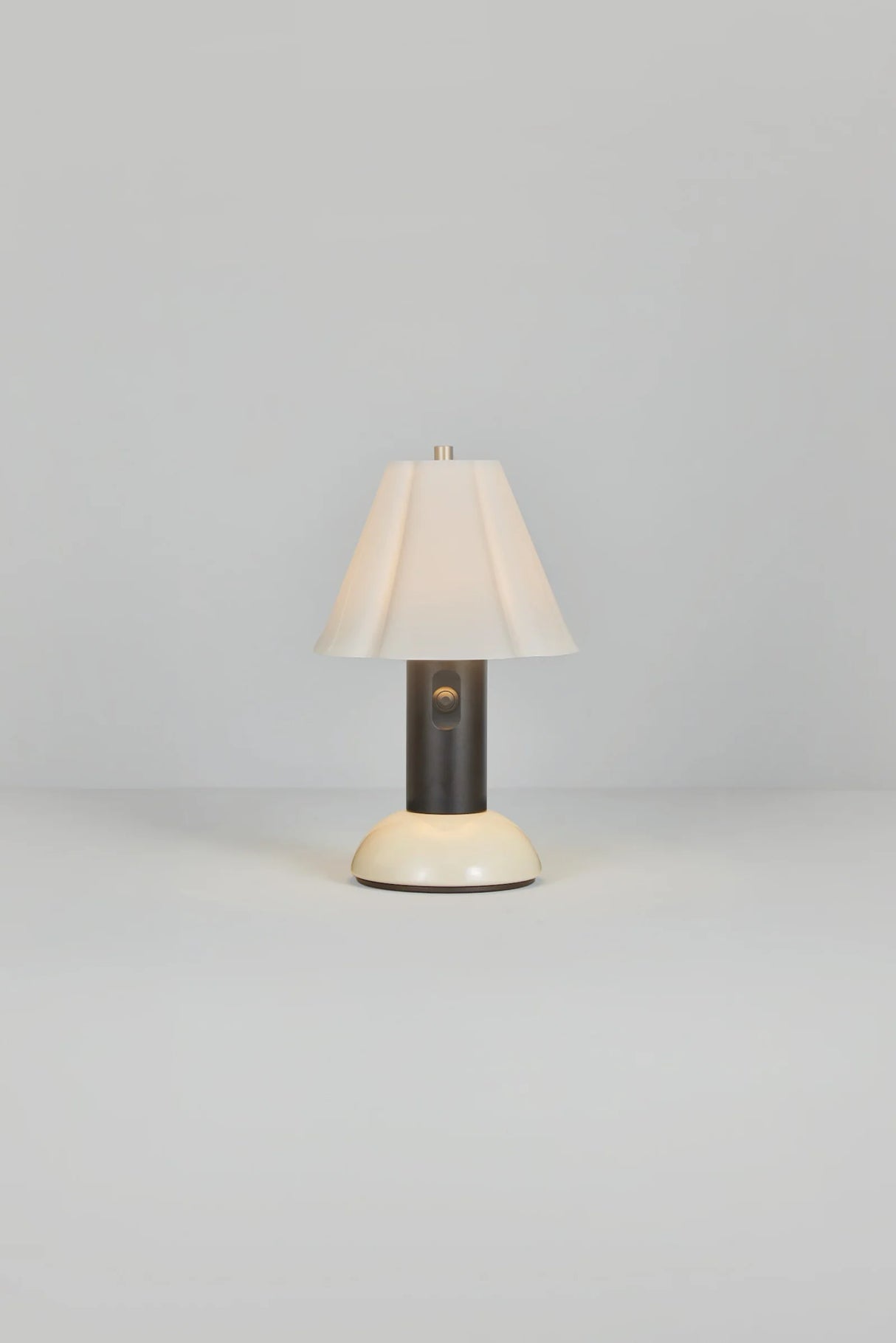 Original BTC Blossom Portable Lamp Putty Grey