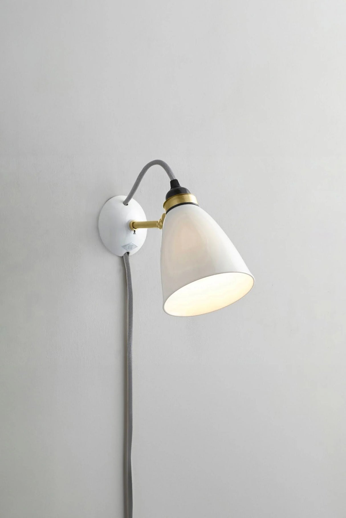 Original BTC Hector 30 Wall Light PSC (Plug, Switch & Grey Cable)