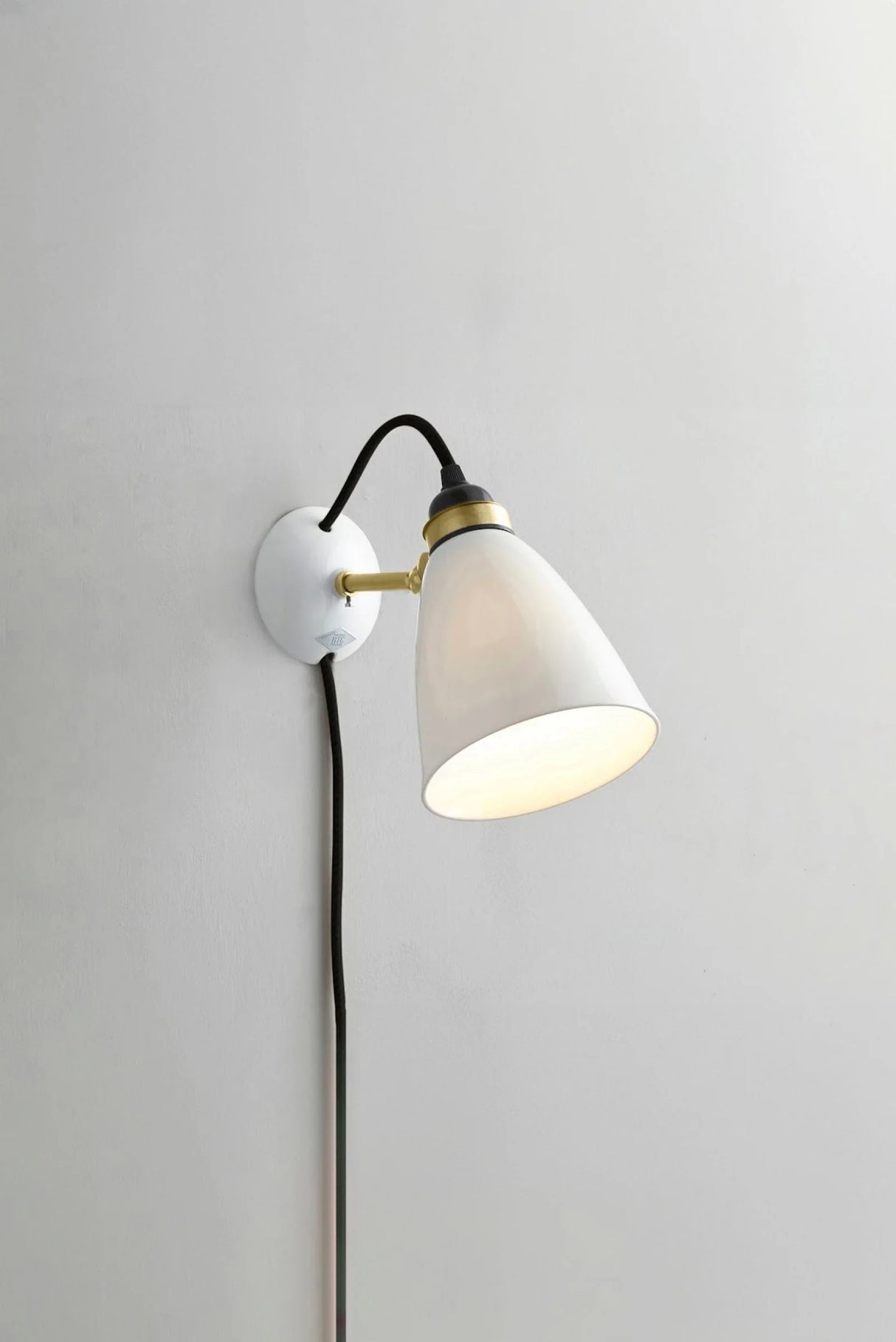 Original BTC Hector 30 Wall Light PSC (Plug, Switch & Black Cable)