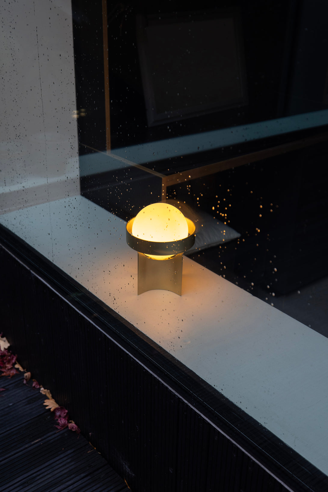 Tala Loop Table Lamp Gold with Sphere IV bulb