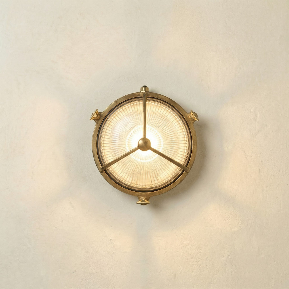 Lampfix Navigator Trident Porthole Outdoor Bulkhead