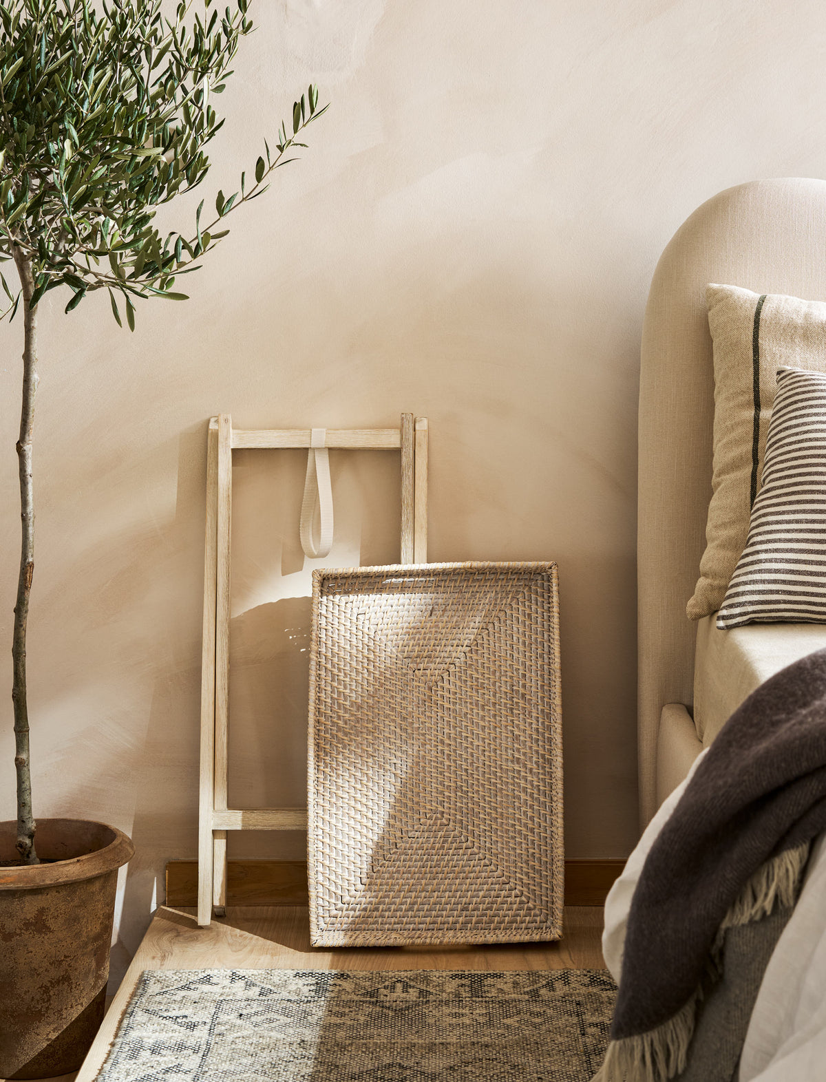 Garden Trading Wittering Side Table With Stand Rattan White