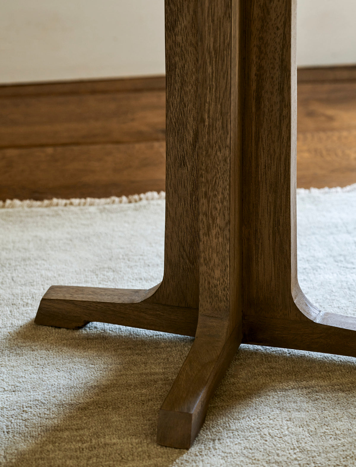 Garden Trading Westbury Round Side Table Bayur Wood