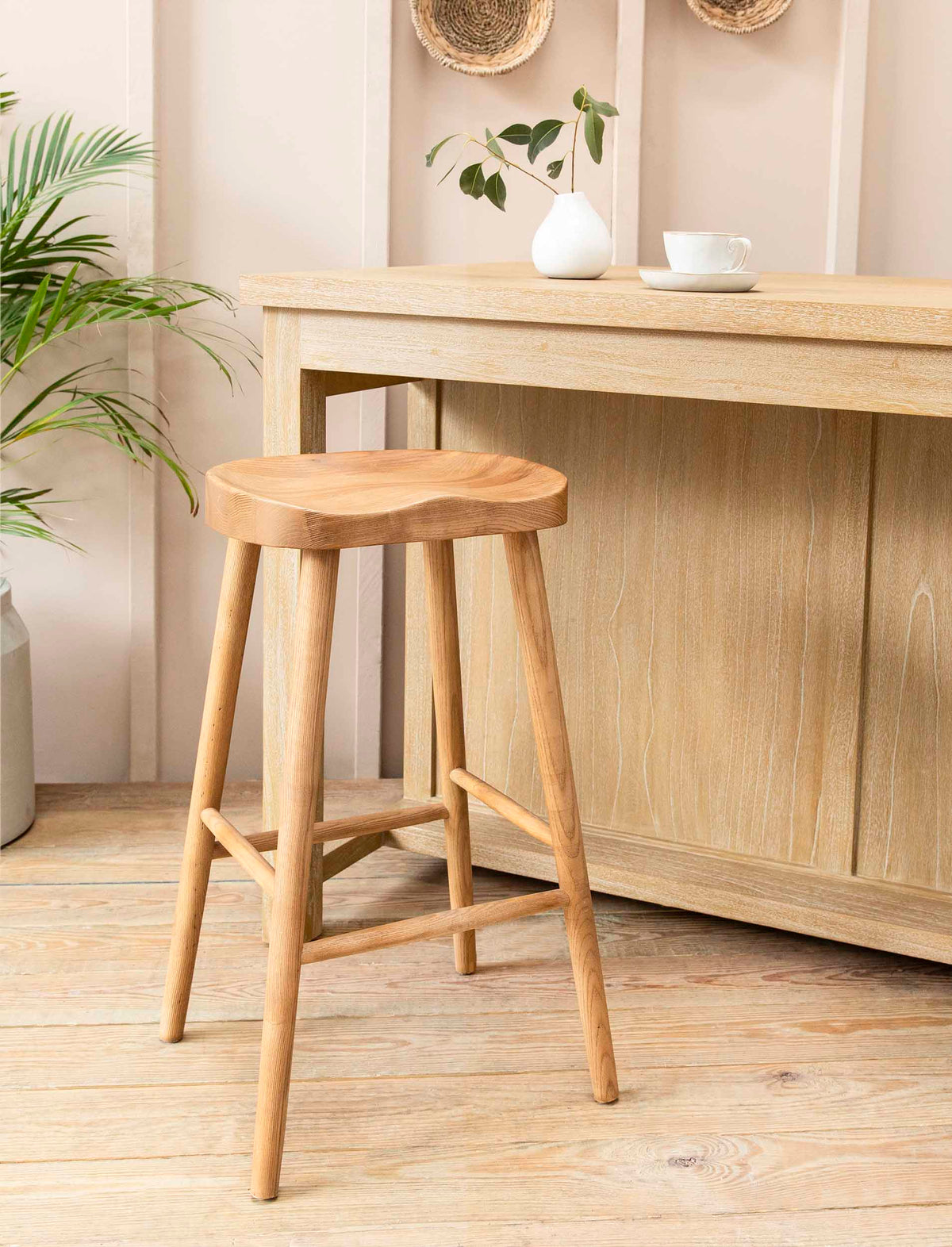 Garden Trading Lilley Bar Stool Ash Wood, Natural