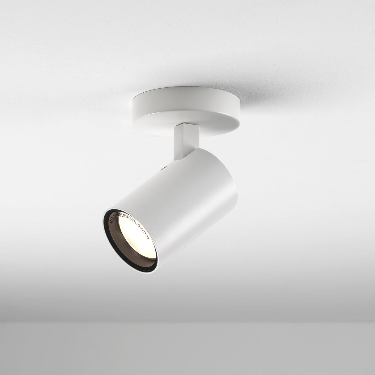 Astro Aqua Single Matt White Bathroom Spotlight